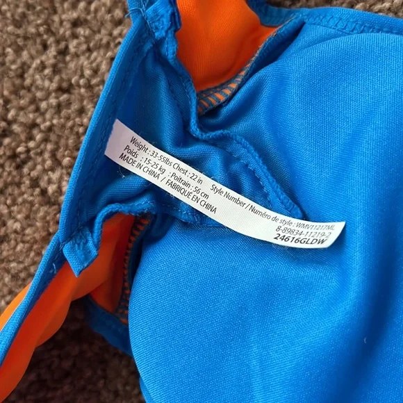 Life vest - Picture 3 of 4